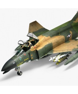Academy modelis USAF F-4C VIETNAMESE WAR 1/48
