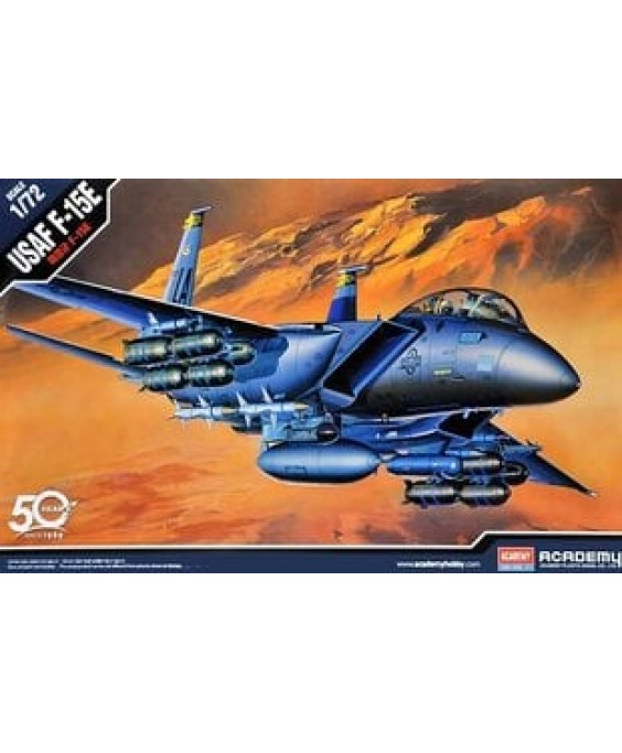 Academy modelis F-15E Strike Eagle 1/72