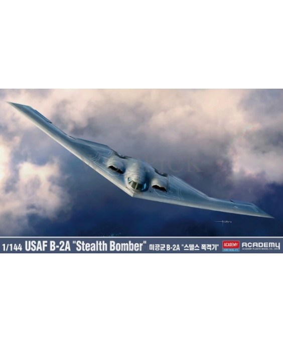 Academy modelis USAF B-2A Stealth Bomber 1/144