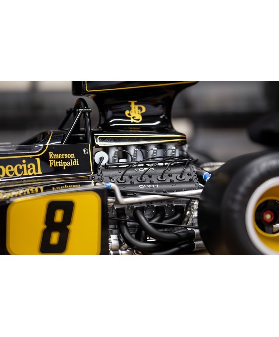 Pocher - Lotus 72D-1972 British GP-Emerson Fittipaldi 1/8