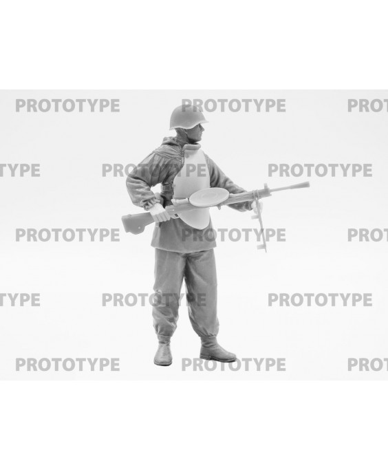 ICM WW2 assault engineer-sapper 1/16