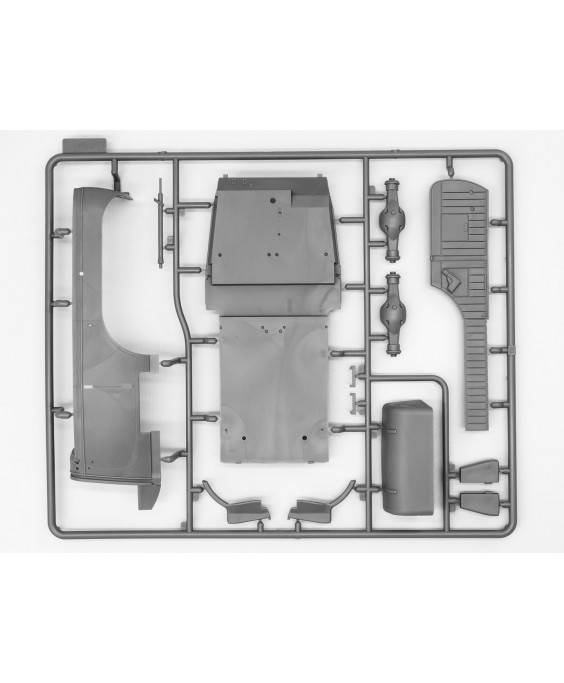 ICM modelis Typ G4  Soft Top, WWII German Personnel Car 1/24