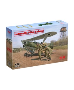 ICM Luftwaffe Pilot School 1/32