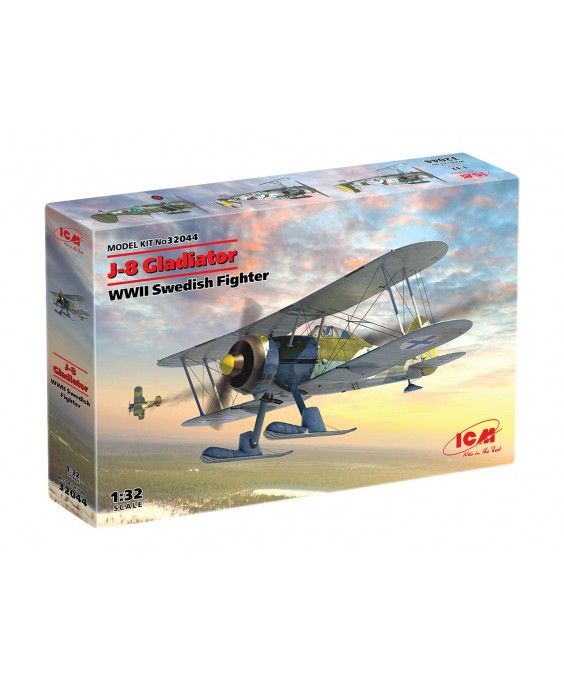 ICM modelis J-8 Gladiator WWII Swedish Fighter 1/32