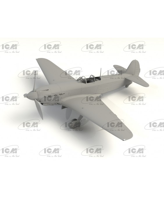 ICM modelis Yak-9T 1/32