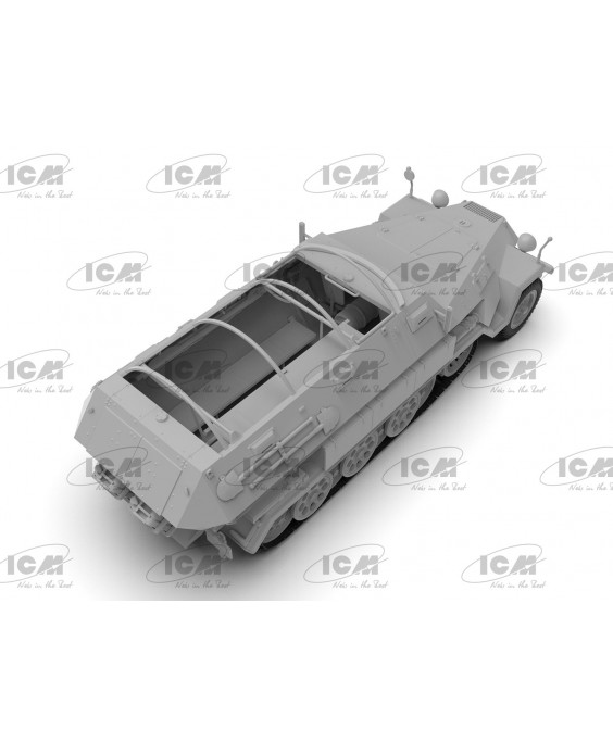 ICM modelis Sd.Kfz.251/8 Ausf.A Krankenpanzerwagen 1/35