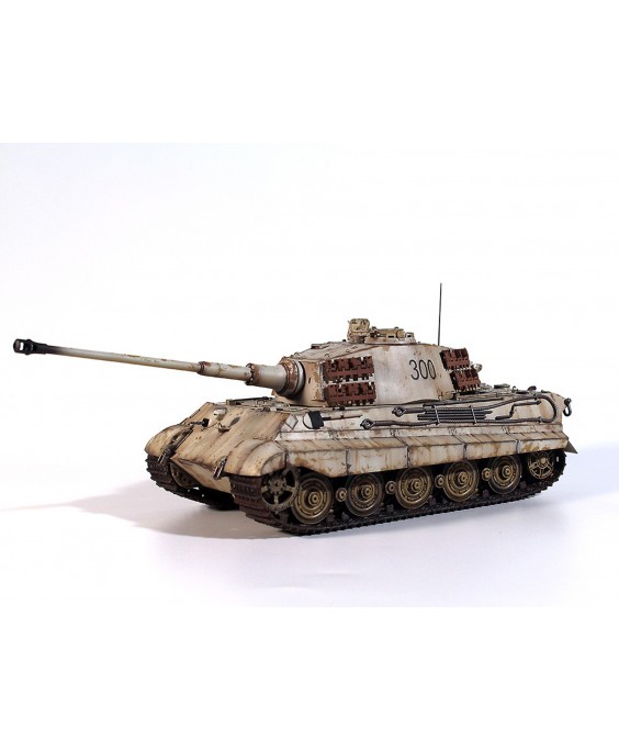 ICM modelis Pz.Kpfw.VI Ausf.B King Tiger with Henschel Turret (late production), WWII German Heavy Tank  1/35