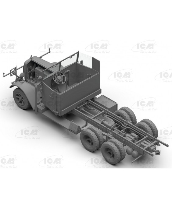 ICM modelis Henschel 33 D1, WWII German Army Truck 1/35 ICM modelis Henschel 33 D1, WWII German Army Truck 1/35