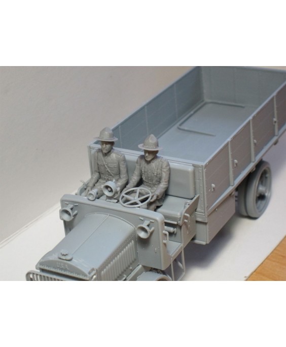 ICM modelis Standard B Liberty with WWI US Drivers 1/35 ICM modelis Standard B Liberty with WWI US Drivers 1/35