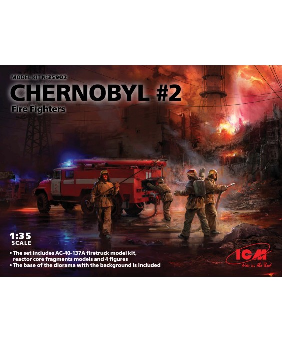 ICM modelis Chernobyl 2. Fire Fighters AC-40-137A firetruck & 4 figures & diorama base with background 1/35