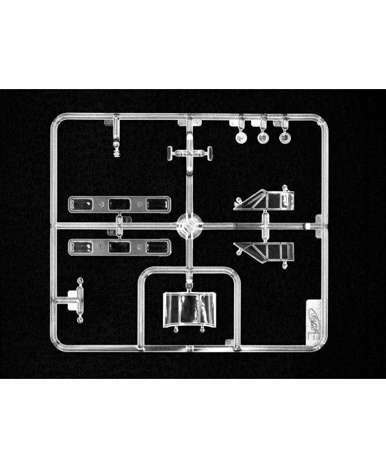 ICM modelis C18S, American Passenger Aircraft 1/48