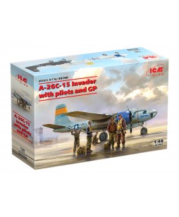 ICM modelis A-26C-15, Invader with pilots and ground personnel 1/48