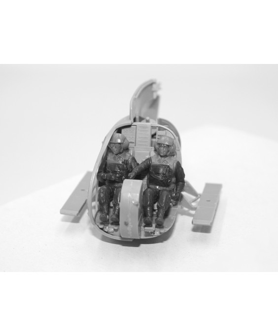 ICM Delta Force Assault Team with MH-6J 1/48