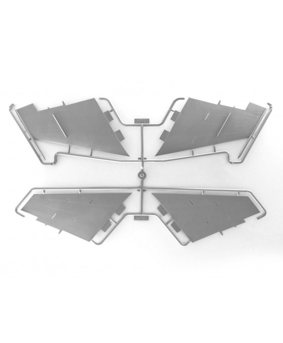 ICM modelis MiG-25 BM, Soviet Strike Aircraft 1/48 ICM modelis MiG-25 BM, Soviet Strike Aircraft 1/48