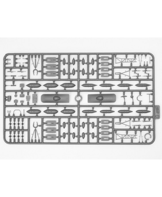 ICM modelis SB 2M-100A, WWII Soviet Bomber 1/72