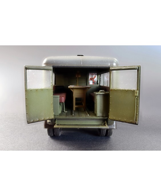 MiniArt modelis  GAZ-05-193 Staff Bus 1/35