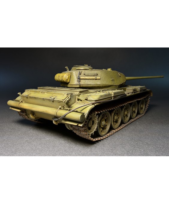 MiniArt modelis T-44M 1/35