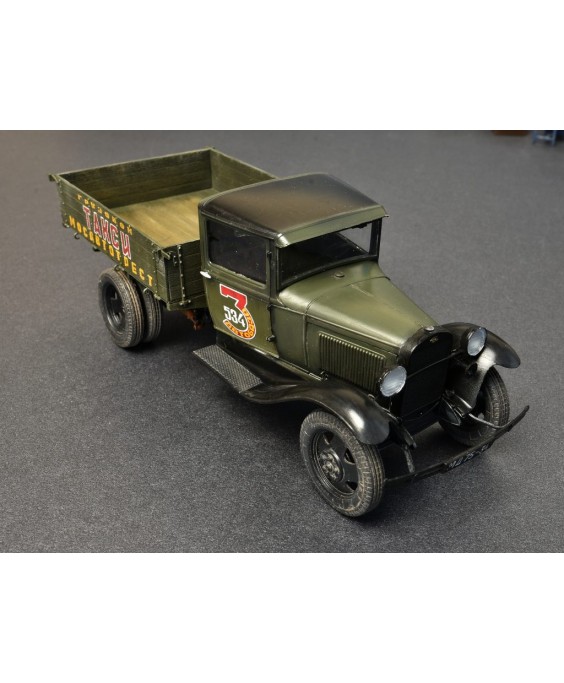MiniArt modelis Soviet 1,5 ton Truck AA Type Polutorka 1/35