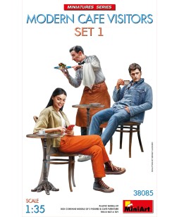 MiniArt MODERN CAFE VISITORS SET 1 1/35