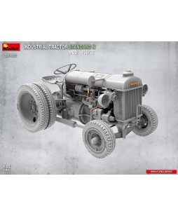 MiniArt INDUSTRIAL TRACTOR STANDARD N MOD. 1936/38 1/35