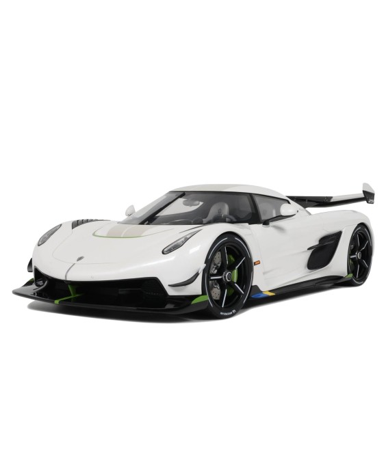 GT SPIRIT - Koenigsegg Jesko Attack Crystal White 2019 1/12