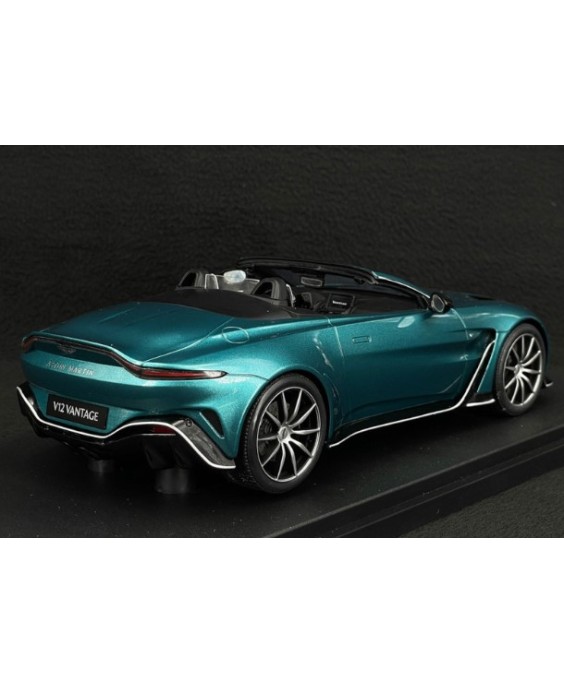 GT SPIRIT - Aston Martin V 12 Vantage Roadster Turquoise 2023, 1/18