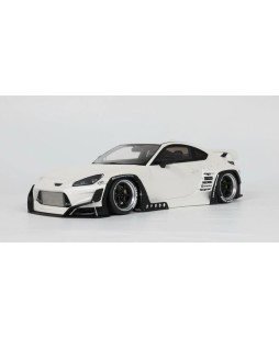 GT SPIRIT - Pandem Toyota GR86 Coupe Crystal White 2023, 1/18