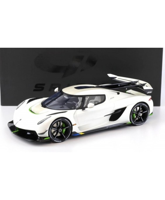 GT SPIRIT - Koenigsegg Jesko Attack Crystal White 2019 1/12