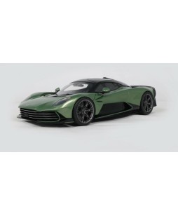 GT SPIRIT - ASTON MARTIN VALOUR GREEN 2025, 1/18