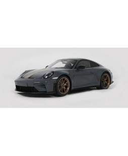 GT SPIRIT - PORSCHE 911 (992.2) GT3 Touring 2025, 1/18