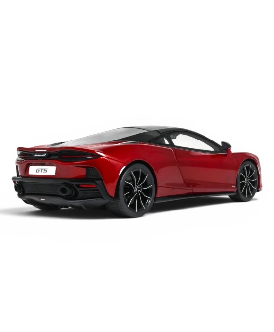 GT SPIRIT - McLaren GTS AMARANTH RED 2023, 1/18