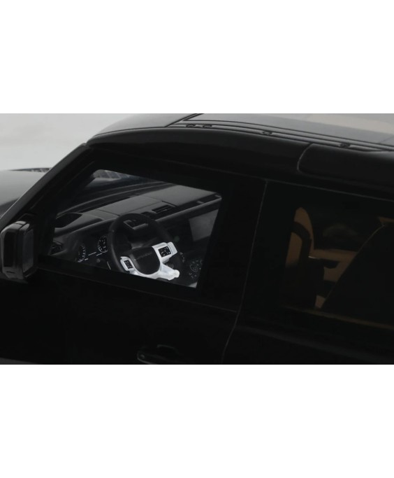 GT SPIRIT -  LAND ROVER DEFENDER 90 P400 X-DYNAMIC HSE SANTORINI BLACK 2021, 1/18