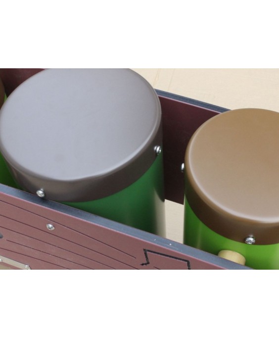 Lauko muzikos instrumentas - Kongų būgnai